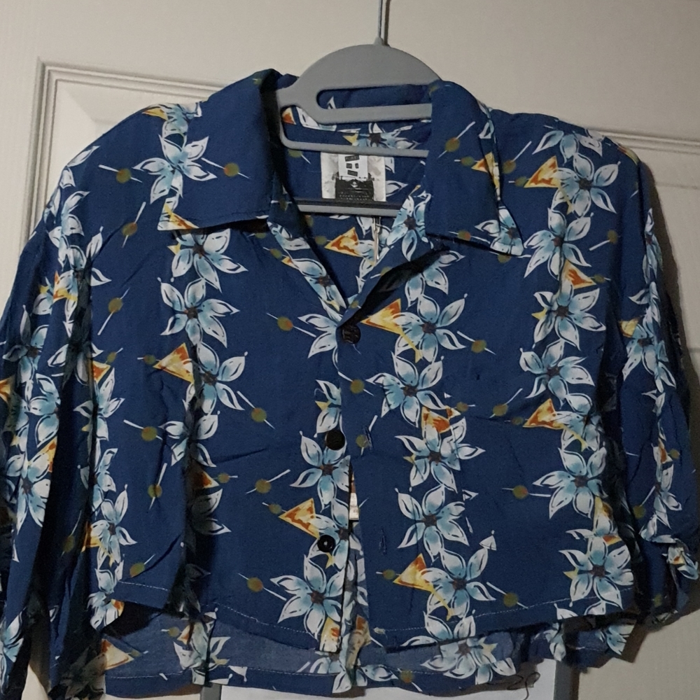 Martini & olives hawaiian top